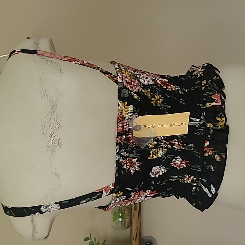 NwT Floral Fitted Crop Top - Picture 6 of 9